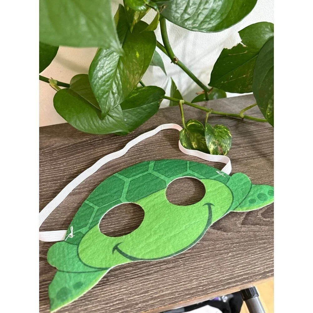 Small turtle Halloween mask
